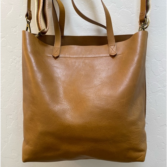 NWT/Madewell The medium Tote Bag Mustard - Picture 6 of 13